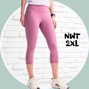 NWT 2XL Capri High Waisted Leggings w 2 Side Pockets
